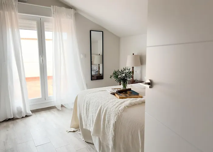 Chillahomes 103 * カンデレダ